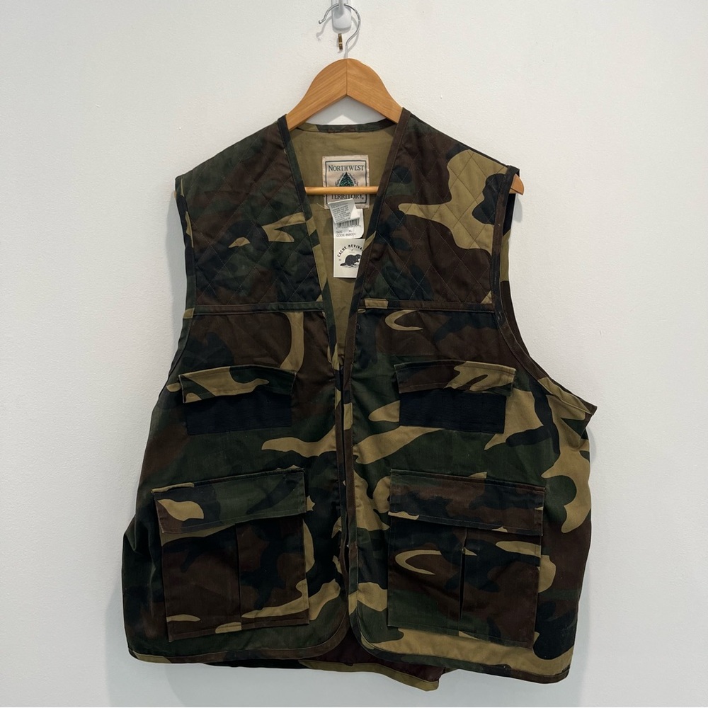 NORTHWEST TERRITORY Vintage Camouflage Hunting Vest with Game Bag | Mens xl